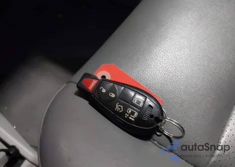 2012 Volkswagen Routan Se z USA, uszkodzony, nr VIN 2C4RVABG2CR355688